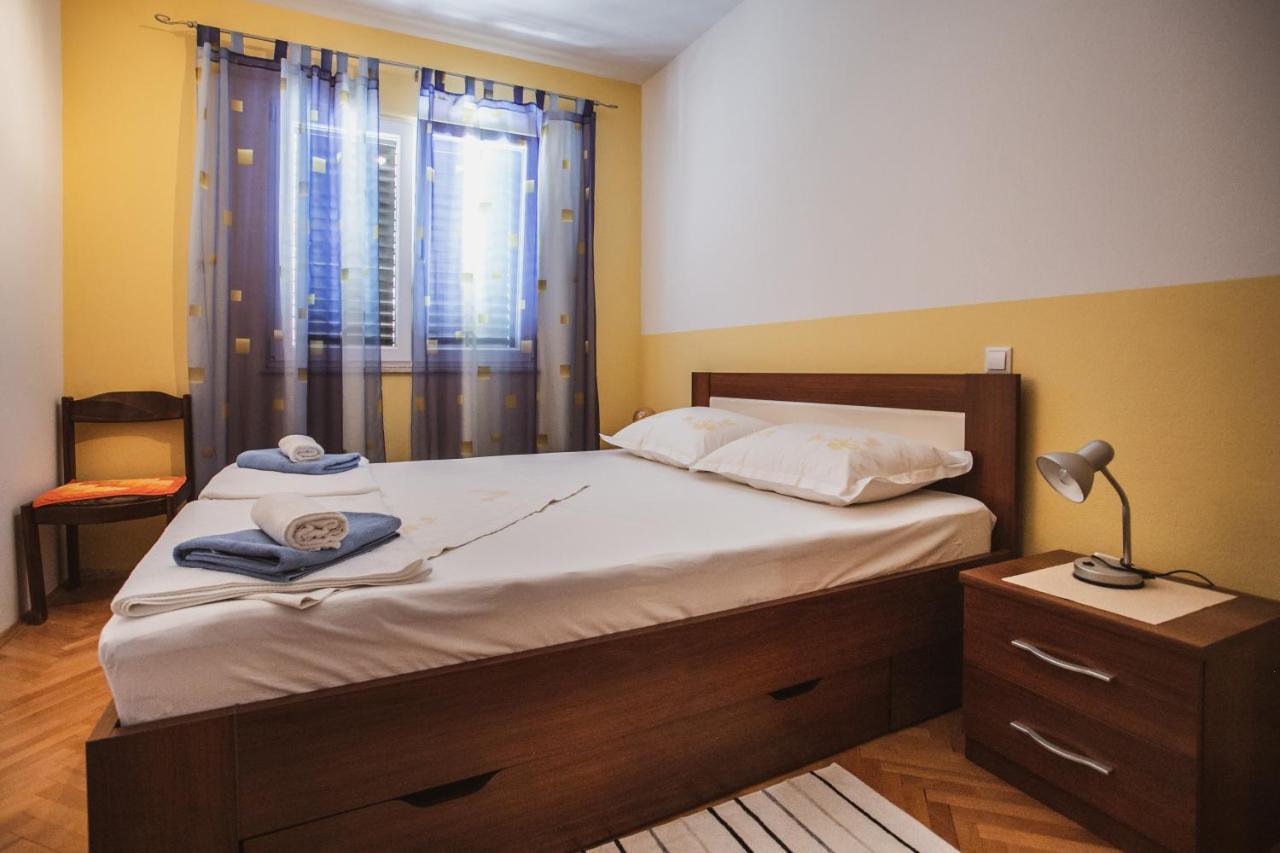 Comfort Sea View Apartment Dugi Rat Exterior photo
